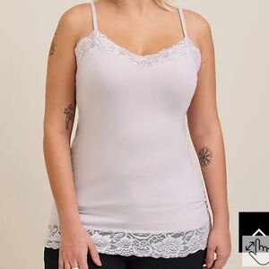 🆕️ 1X LIGHT GREY/CEMENT FOXY LACE TRIM V-NECK CAMI